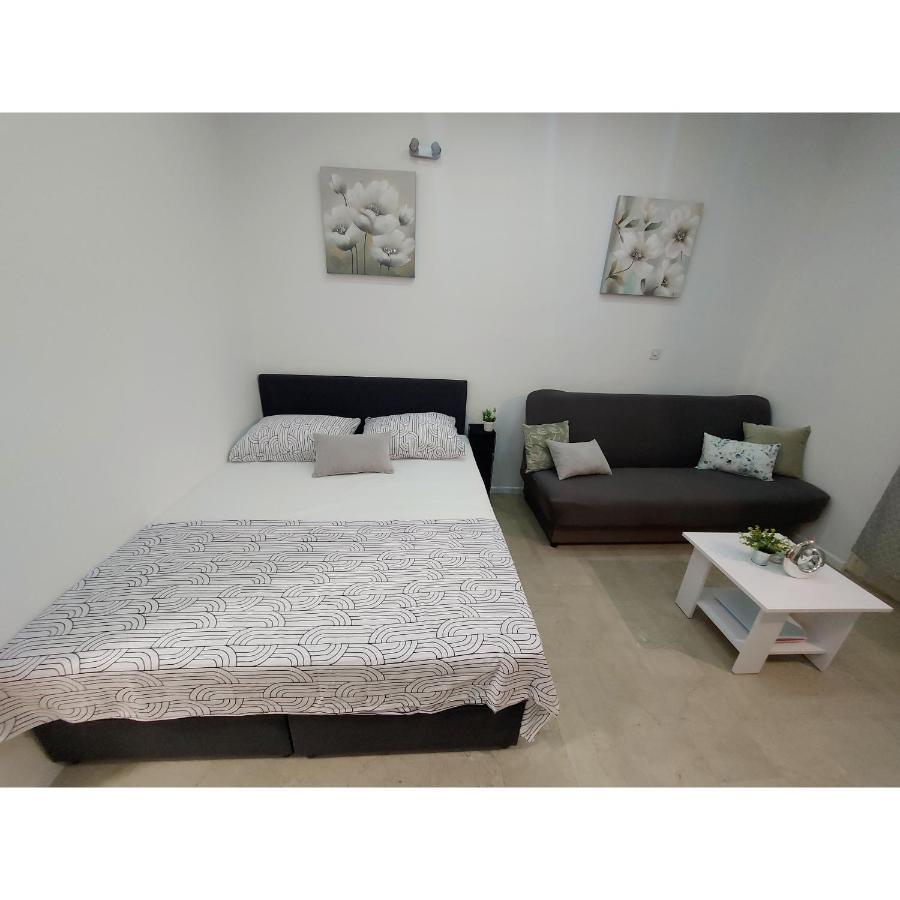 Studio Apartment Lee Split Eksteriør bilde