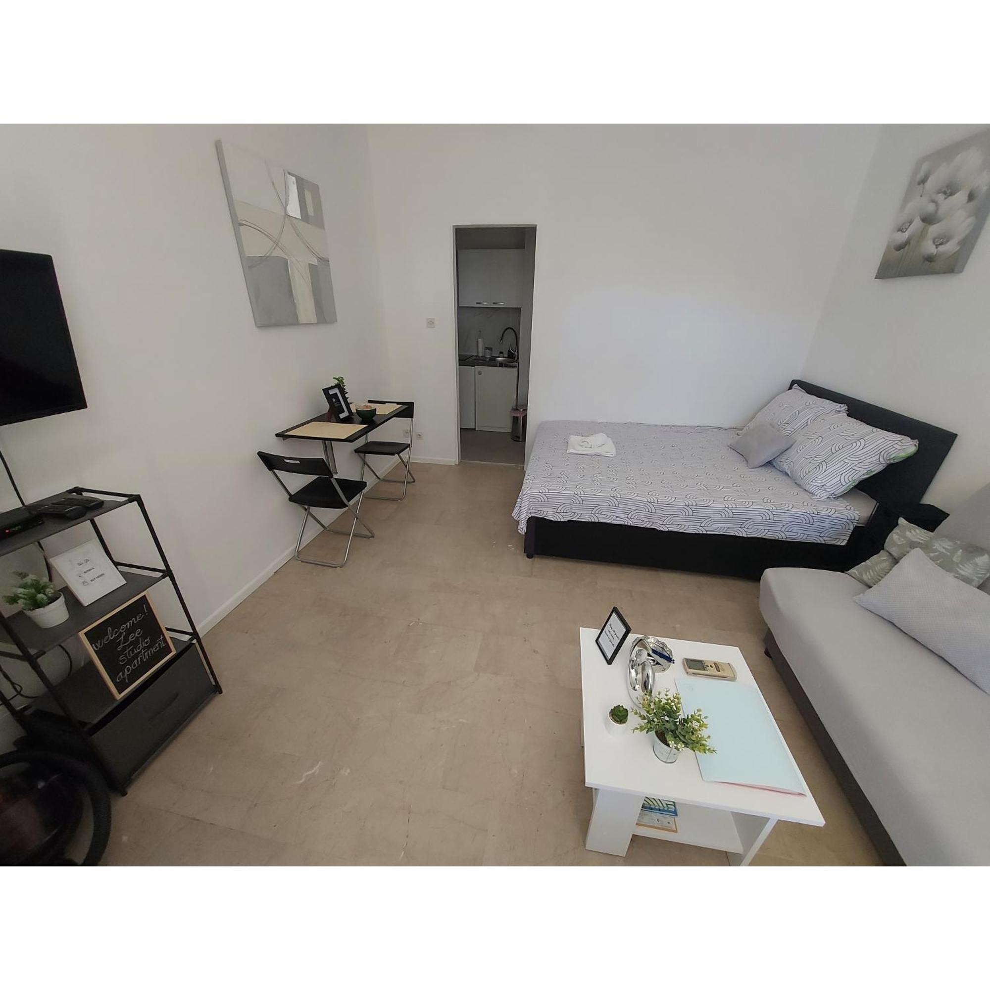 Studio Apartment Lee Split Eksteriør bilde