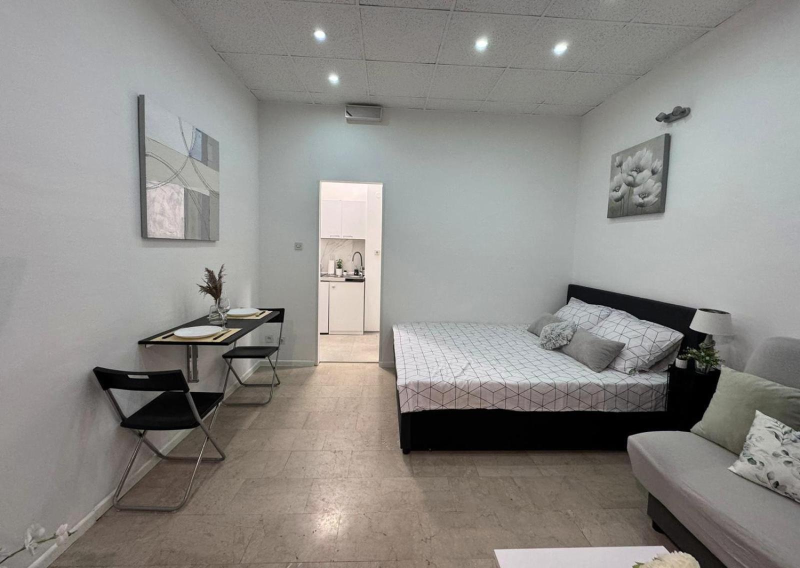 Studio Apartment Lee Split Eksteriør bilde